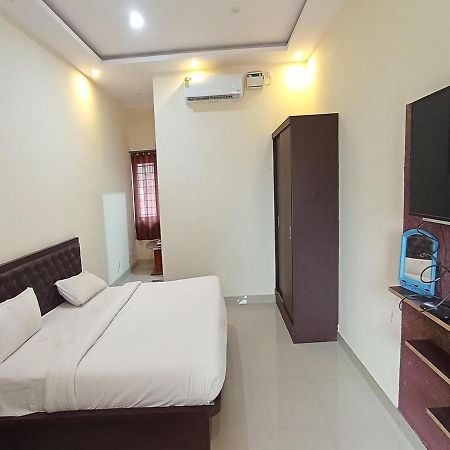 Mg Residency Hotel Chikmagalūr Buitenkant foto