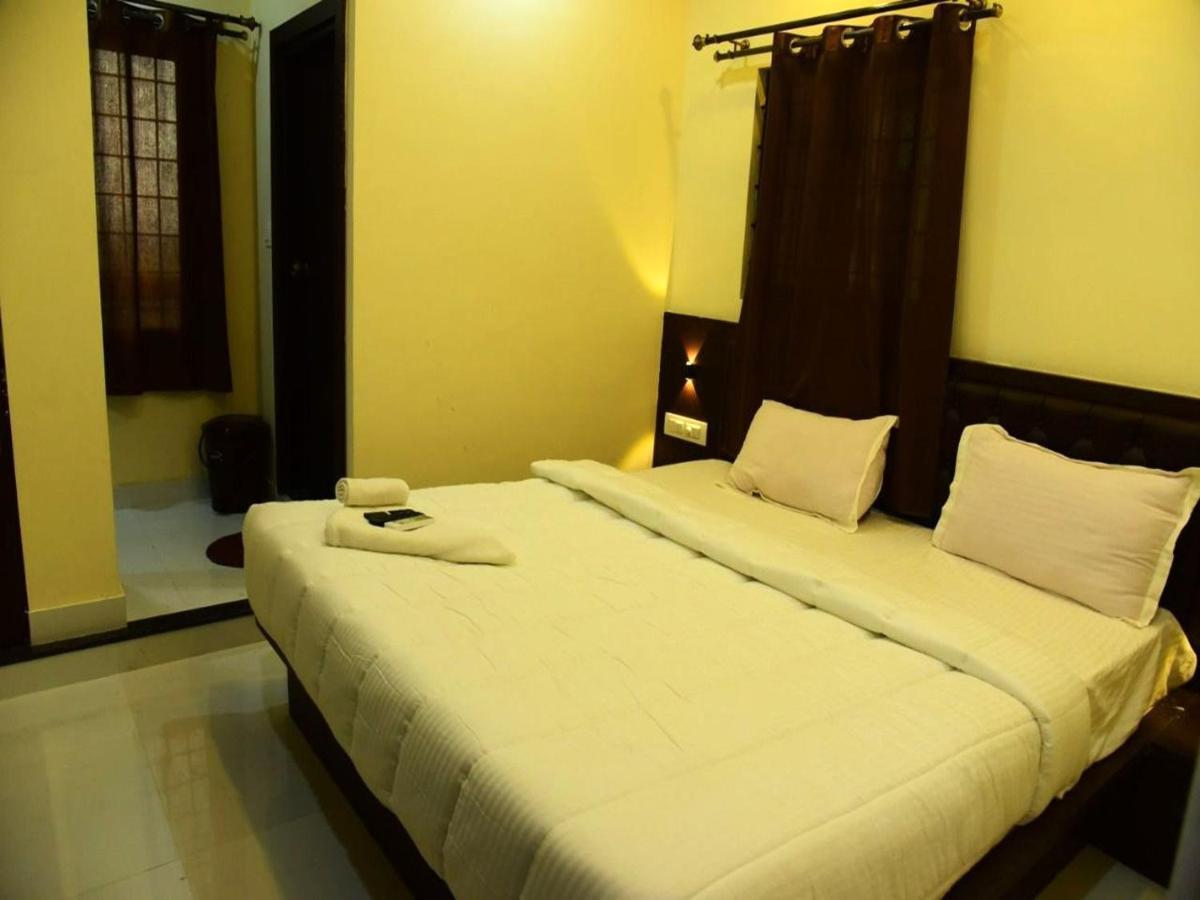 Mg Residency Hotel Chikmagalūr Buitenkant foto