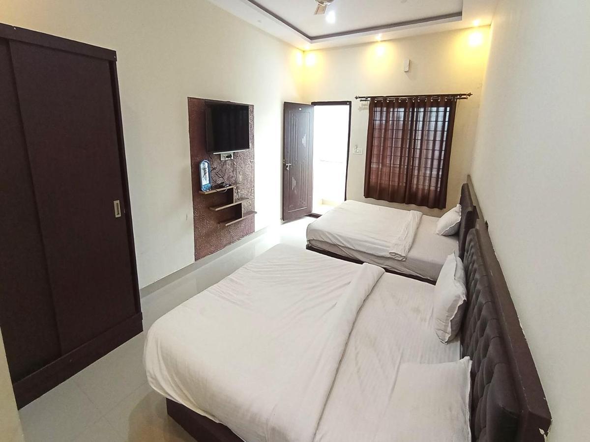 Mg Residency Hotel Chikmagalūr Buitenkant foto