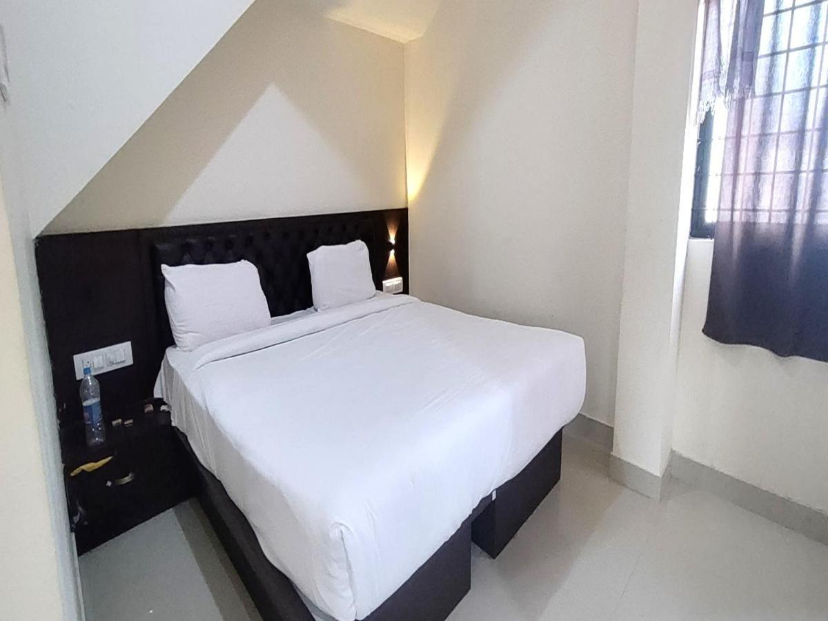 Mg Residency Hotel Chikmagalūr Buitenkant foto