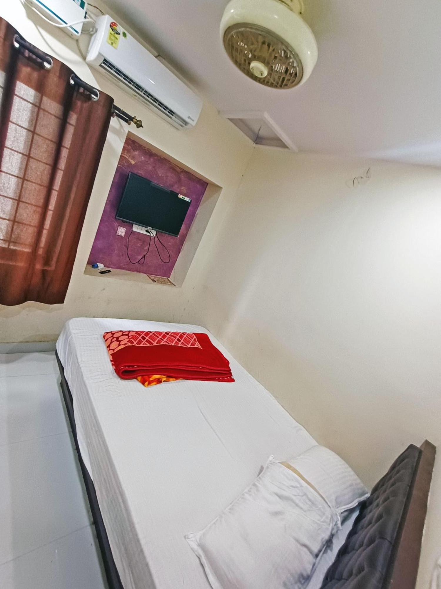 Mg Residency Hotel Chikmagalūr Buitenkant foto