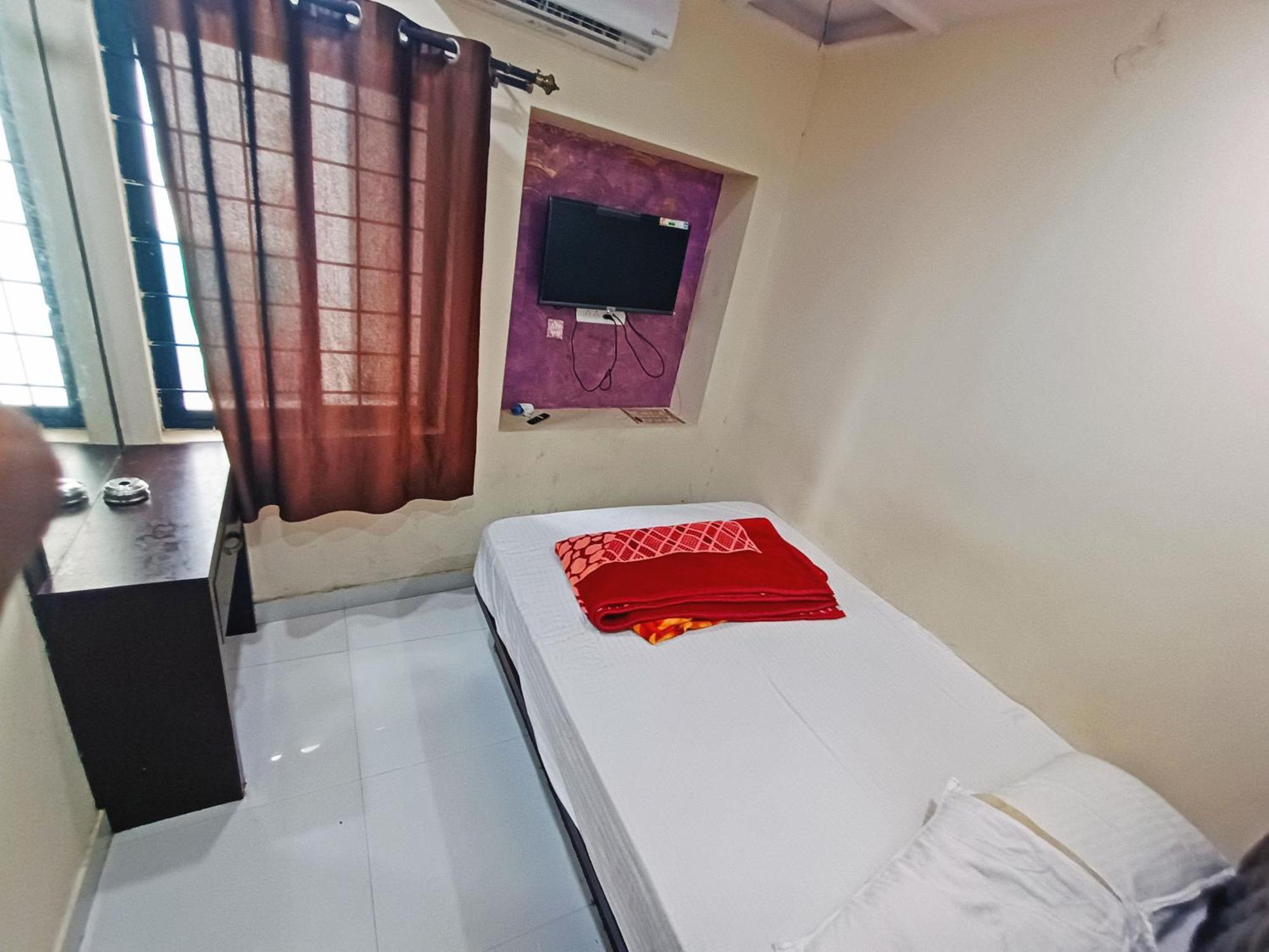 Mg Residency Hotel Chikmagalūr Buitenkant foto