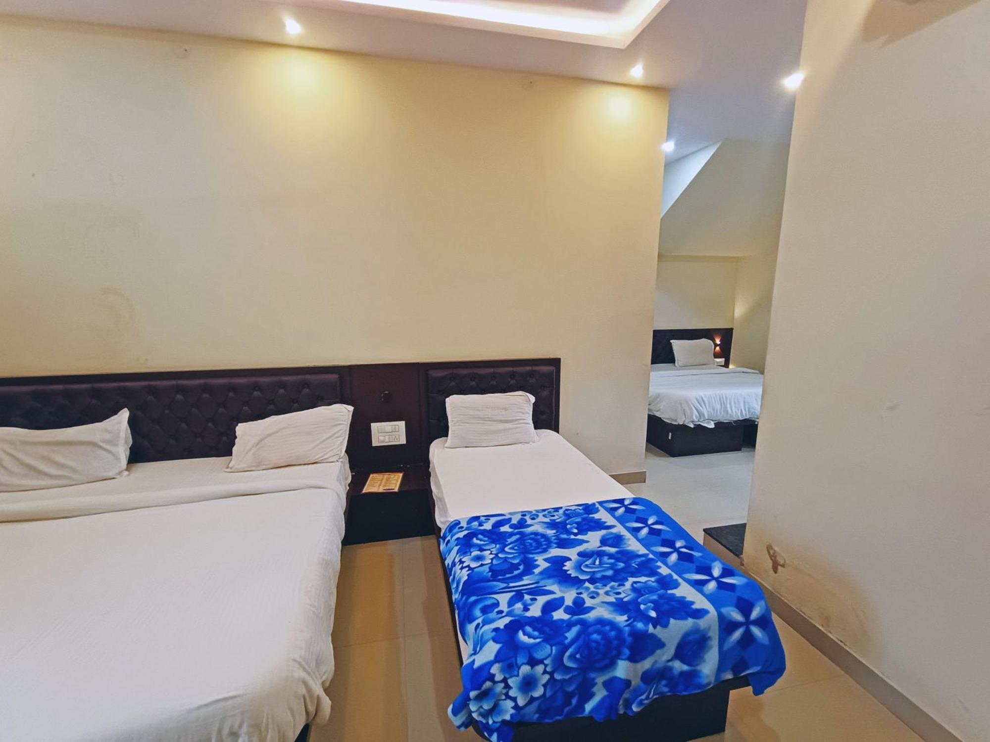 Mg Residency Hotel Chikmagalūr Buitenkant foto