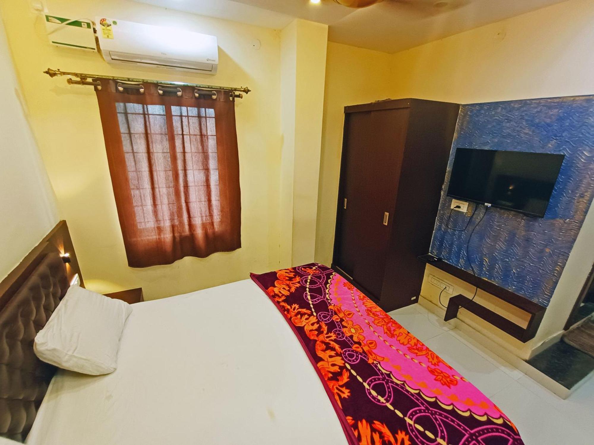 Mg Residency Hotel Chikmagalūr Buitenkant foto