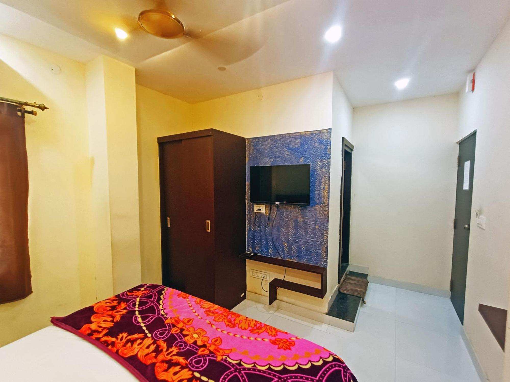 Mg Residency Hotel Chikmagalūr Buitenkant foto